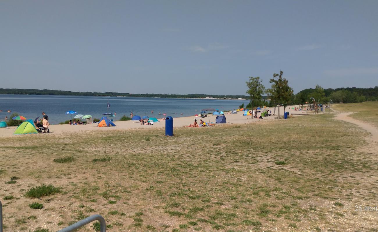 Фото Strandbad Cospuden с светлый песок поверхностью