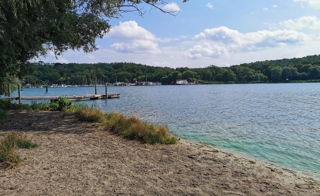 Фото Stossensee Spandau Beach с светлый песок поверхностью