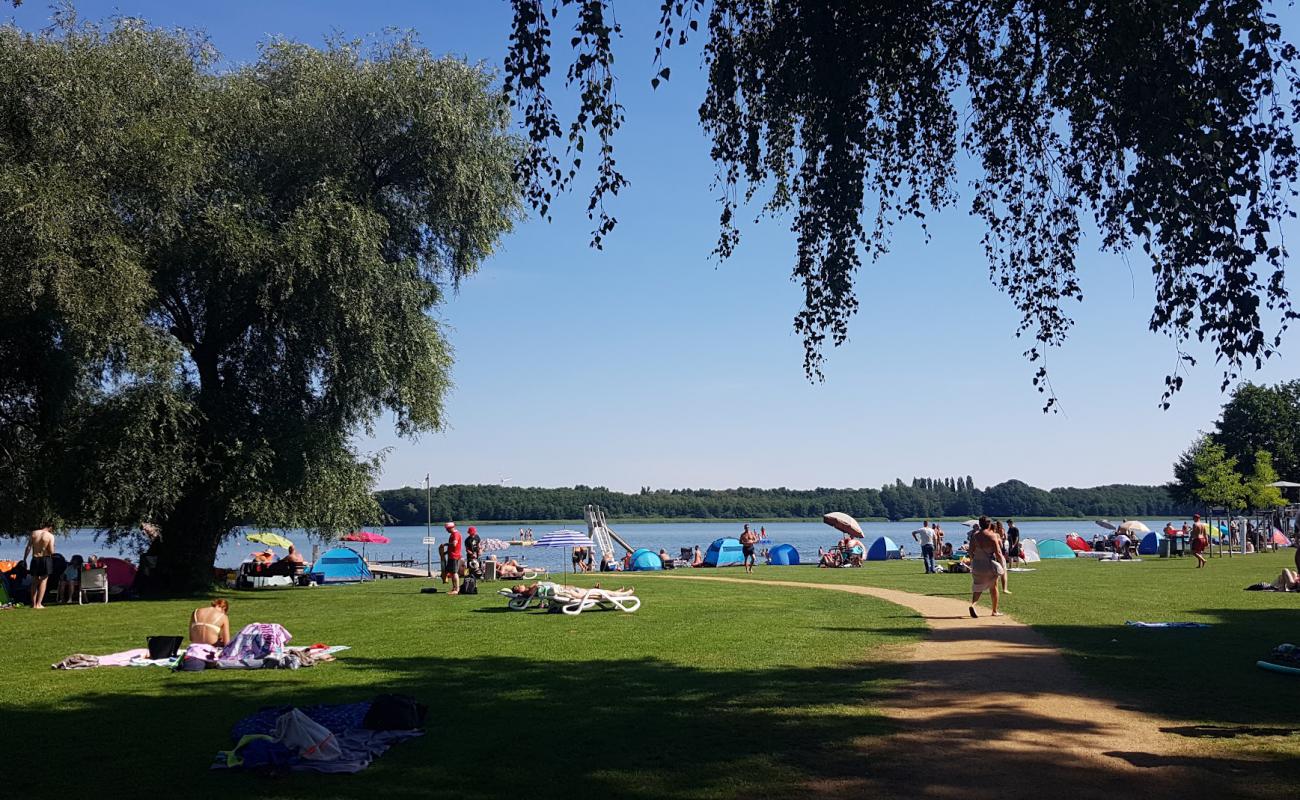 Фото Strandbad Kallinchen с трава поверхностью