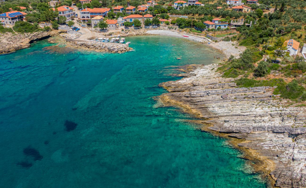 Фото Agios Dimitrios beach с серая галька поверхностью