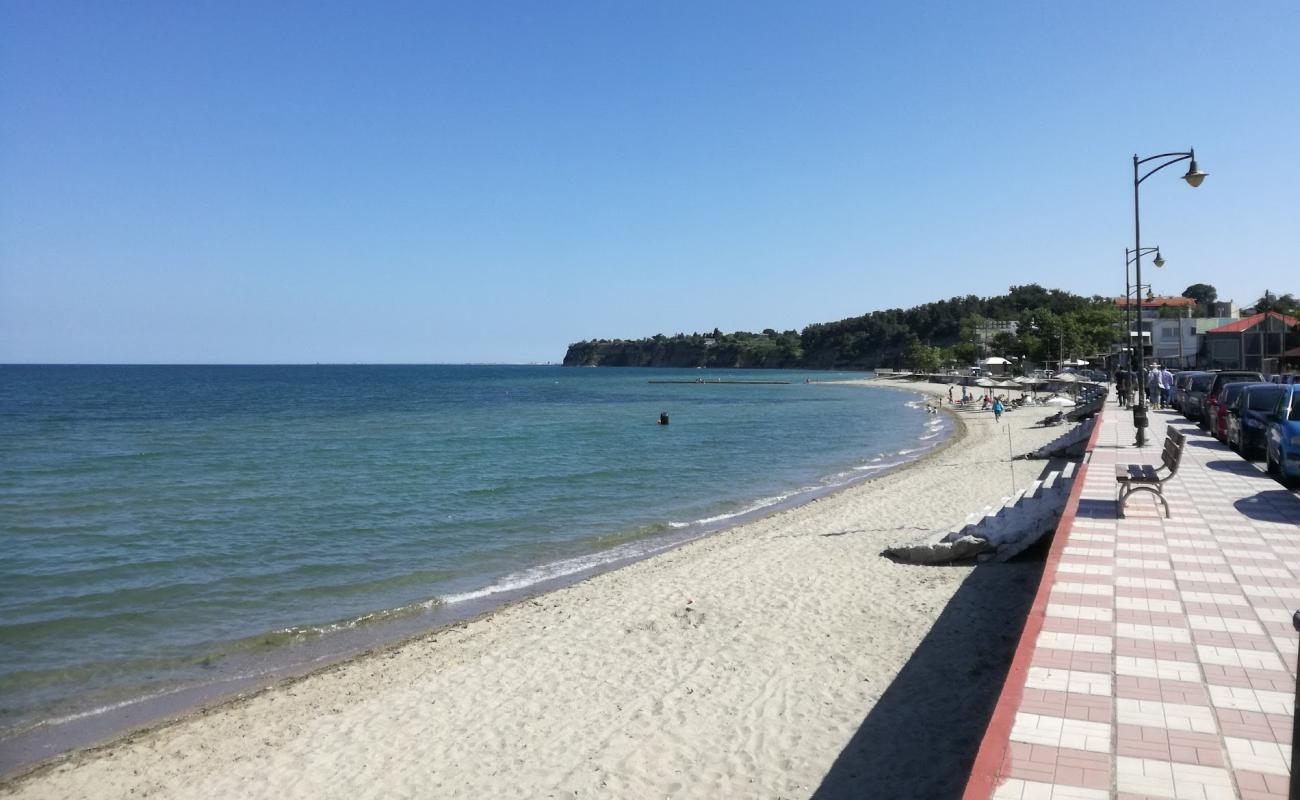 Фото Makrigialos beach с серый песок поверхностью