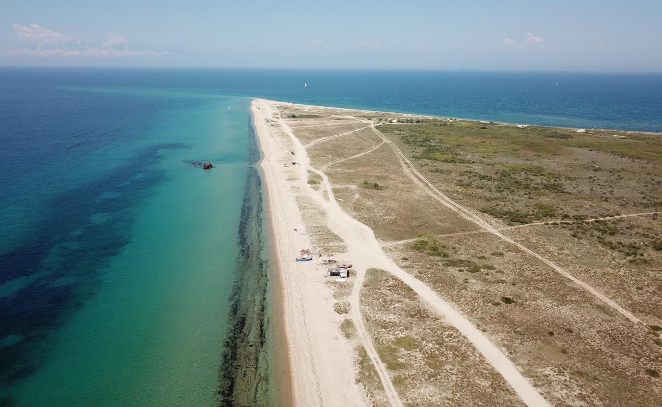 Фото Epanomi beach с золотистый песок поверхностью