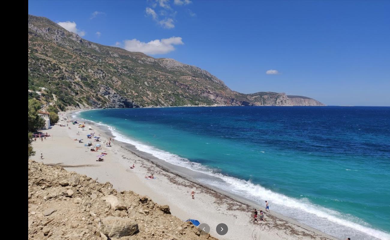 Фото Korasida beach с белая чистая галька поверхностью