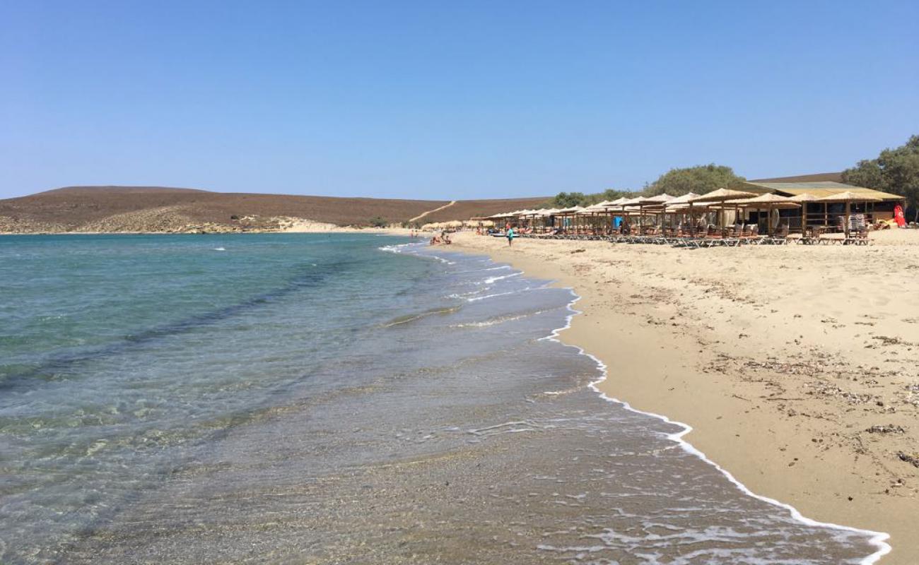 Фото Zematas beach с золотистый песок поверхностью