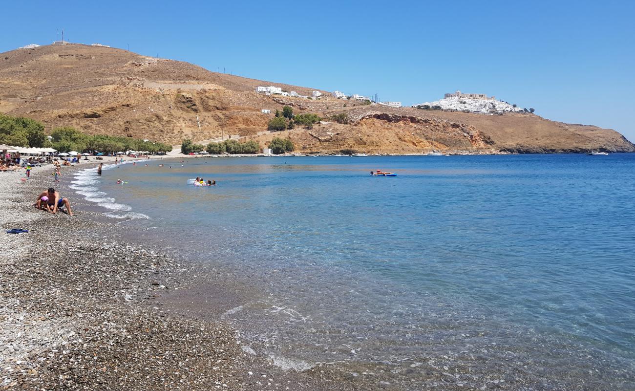 Фото Livadia beach с белая чистая галька поверхностью