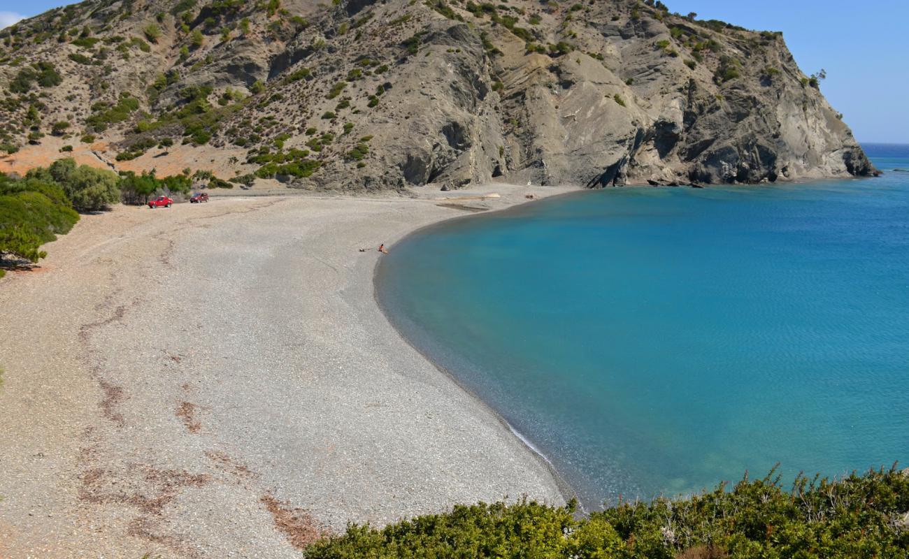 Фото Agnotia beach с светлая галька поверхностью