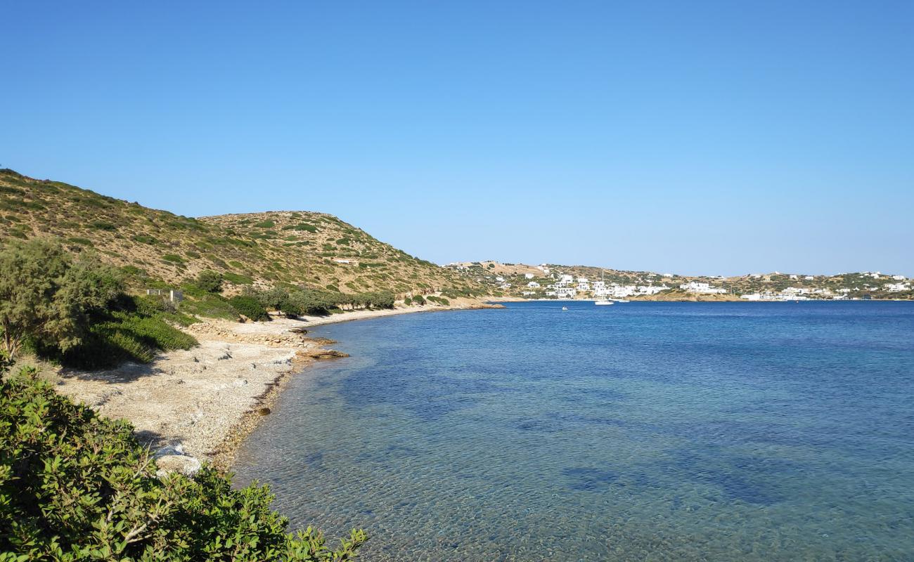 Фото Kampos beach с песок с камнями поверхностью