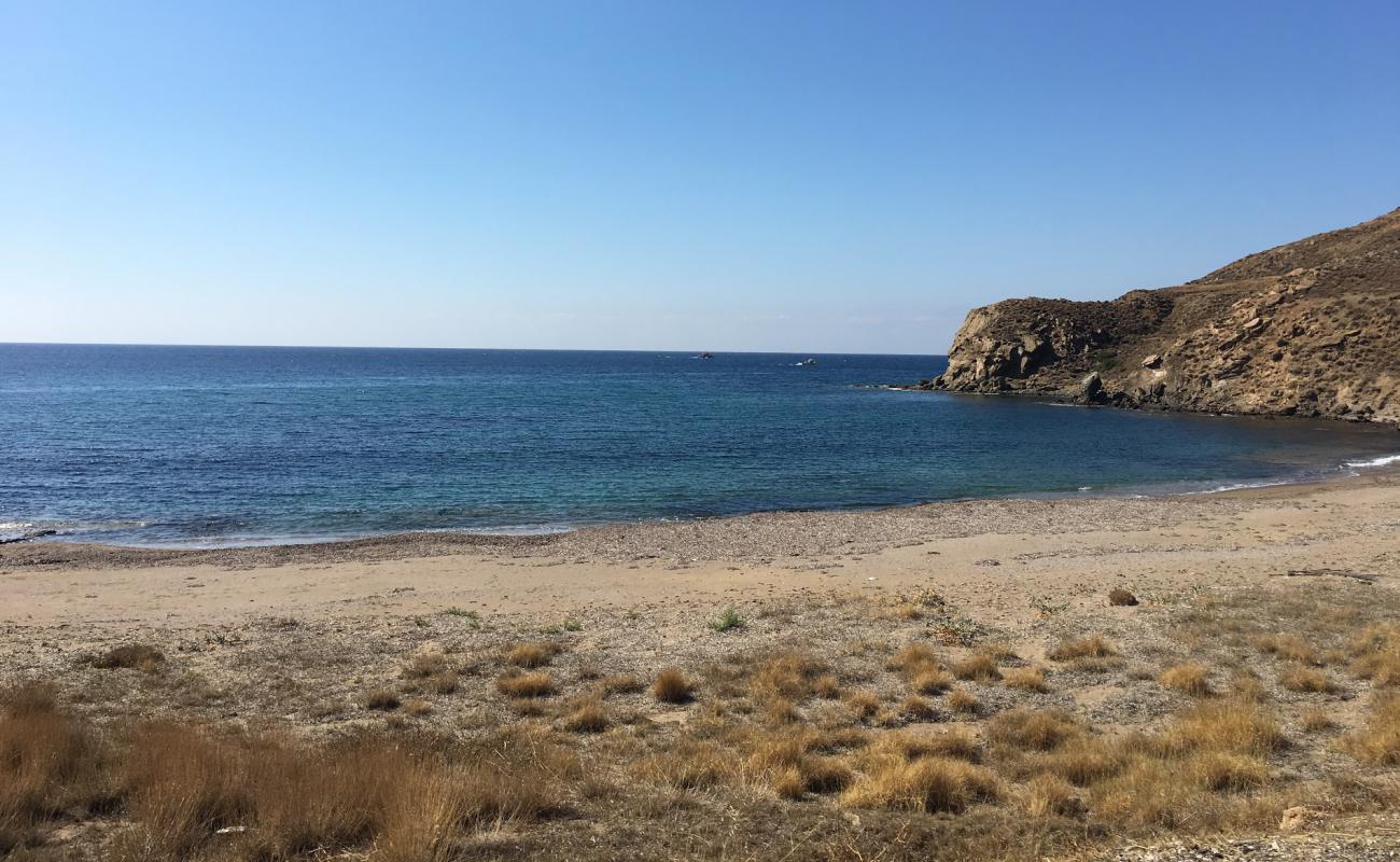 Фото Lampsa Beach с песок с галькой поверхностью