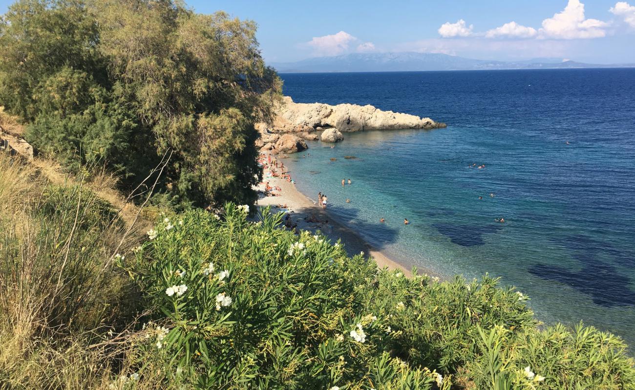 Фото Myrsinidiou beach с светлая галька поверхностью