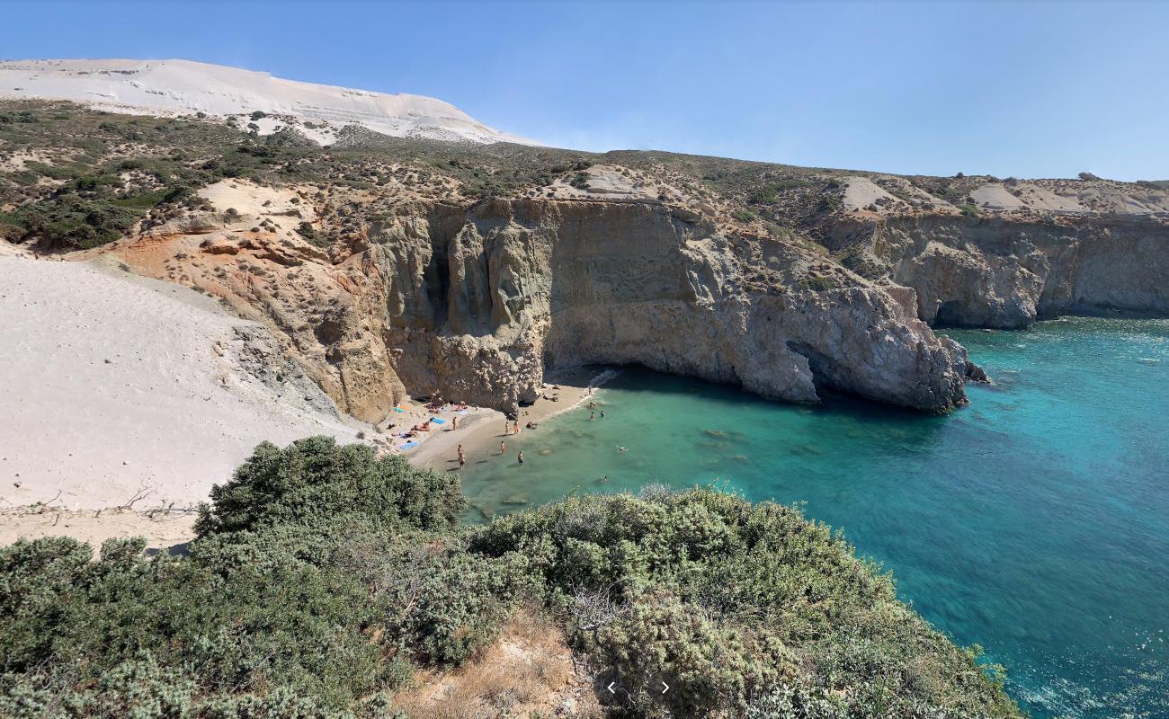 Фото Tsigrado beach находится в природной зоне