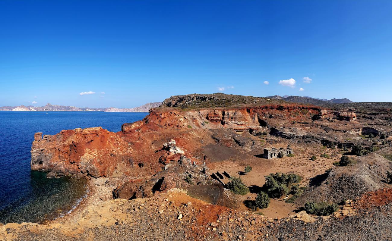 Фото Vani beach с темная галька поверхностью