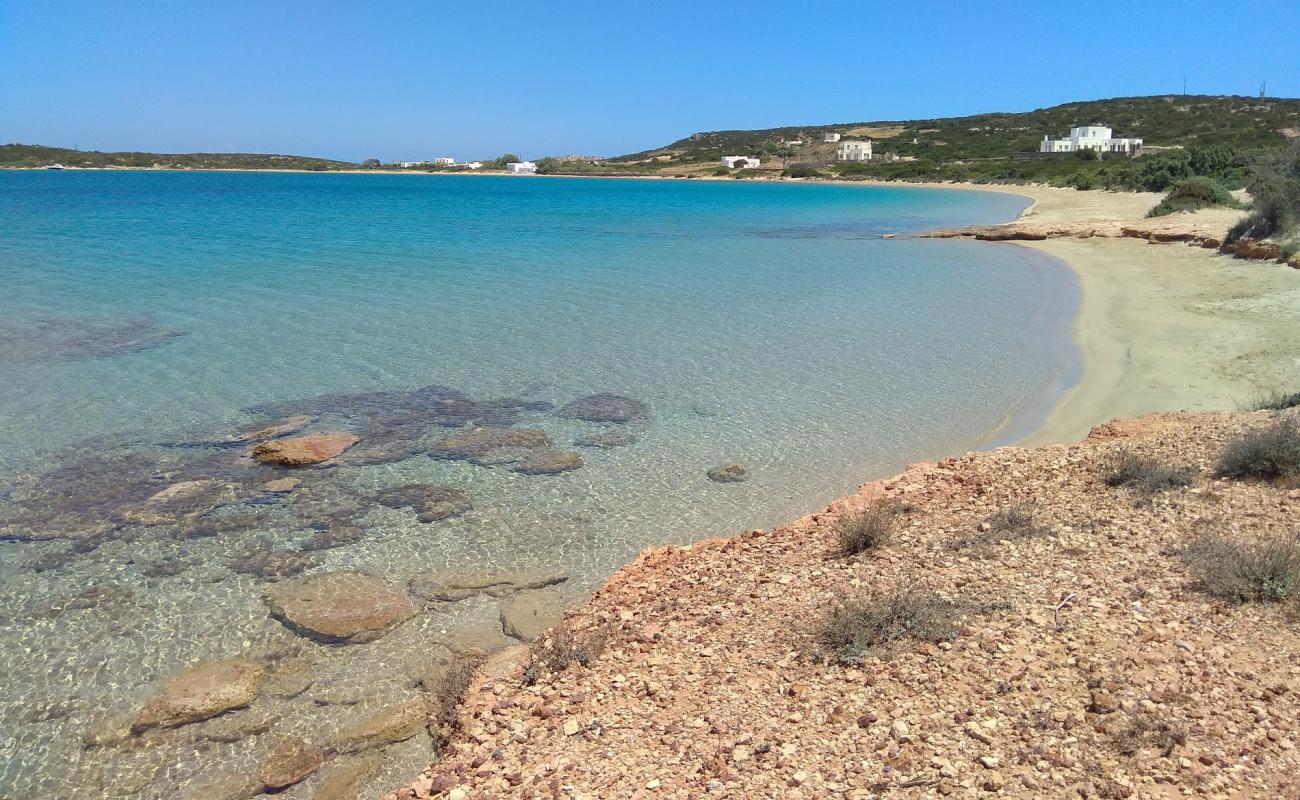 Фото Lageri beach с светлый песок поверхностью