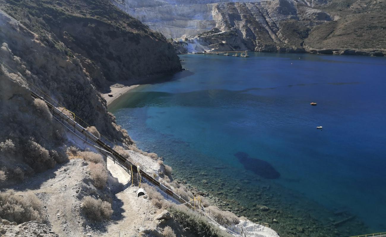 Фото Altsi beach с светлая галька поверхностью