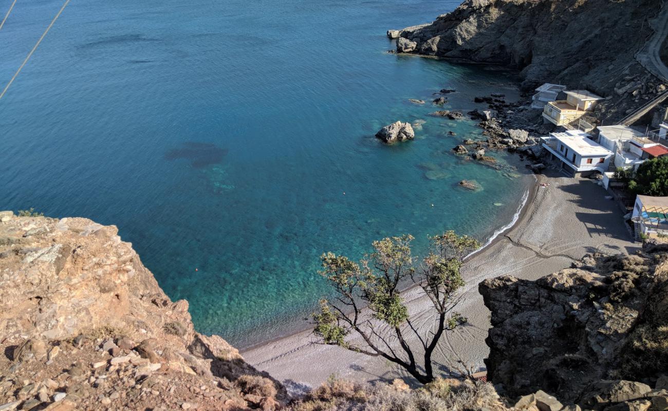 Фото Maridaki beach с белая чистая галька поверхностью