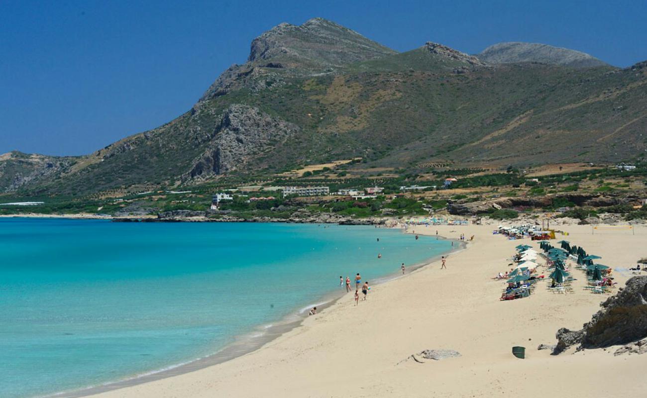 Фото Falasarna beach с золотистый песок поверхностью