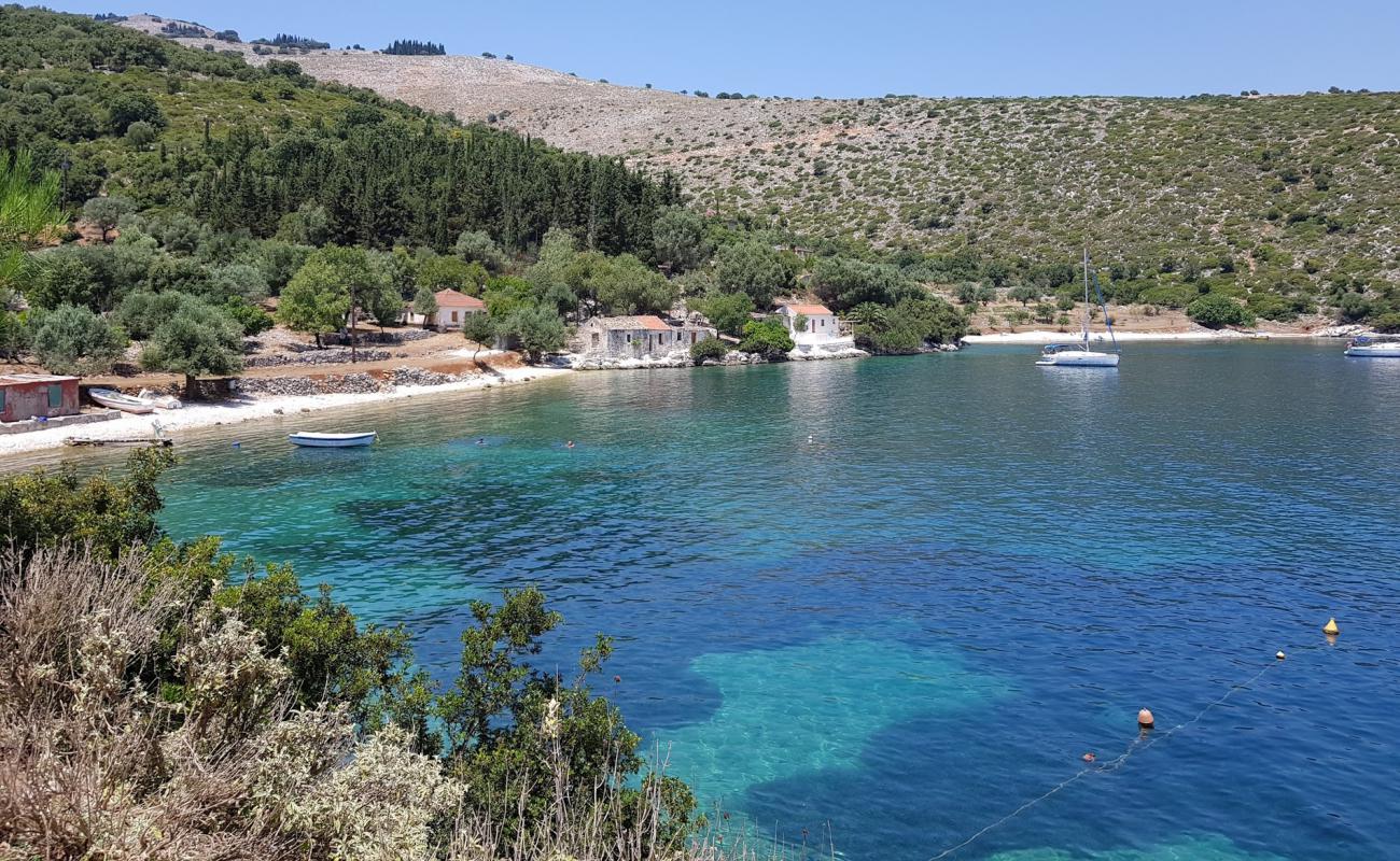 Фото Agia Sofia beach с светлая галька поверхностью