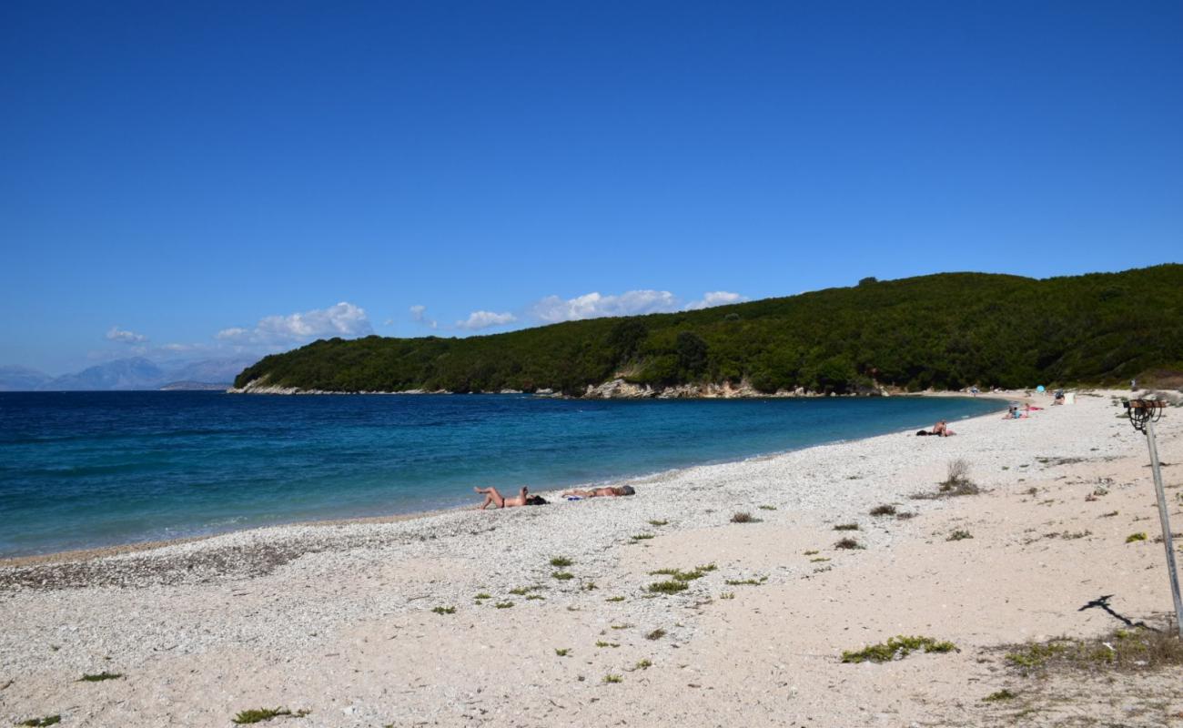 Фото Kogevina beach с светлая галька поверхностью