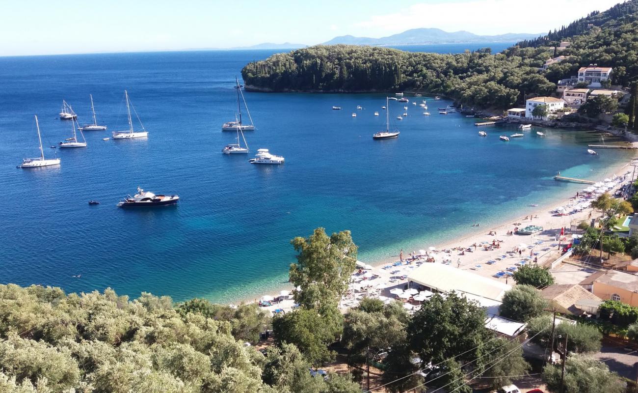 Фото Kalami beach с светлая галька поверхностью