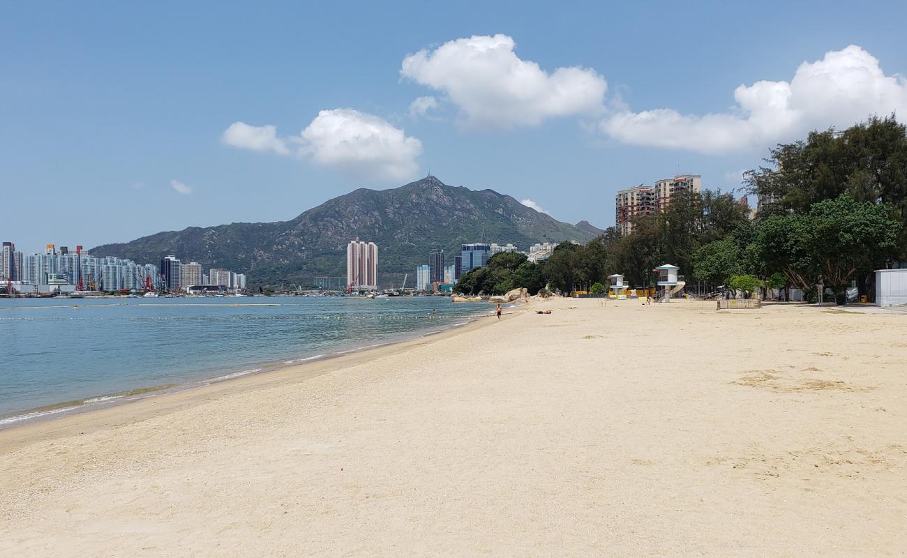 Фото Cafeteria Beach с светлый песок поверхностью