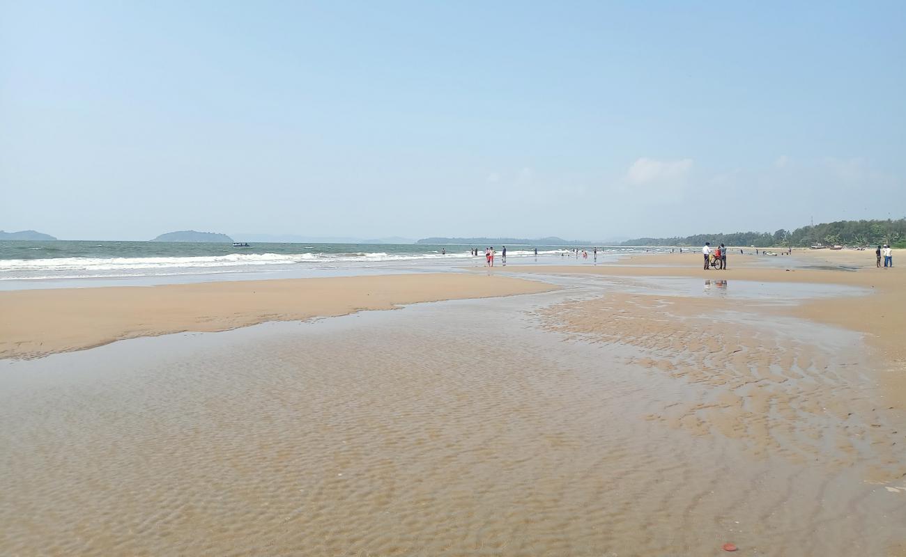 Фото Naval Beach Karwar с светлый песок поверхностью