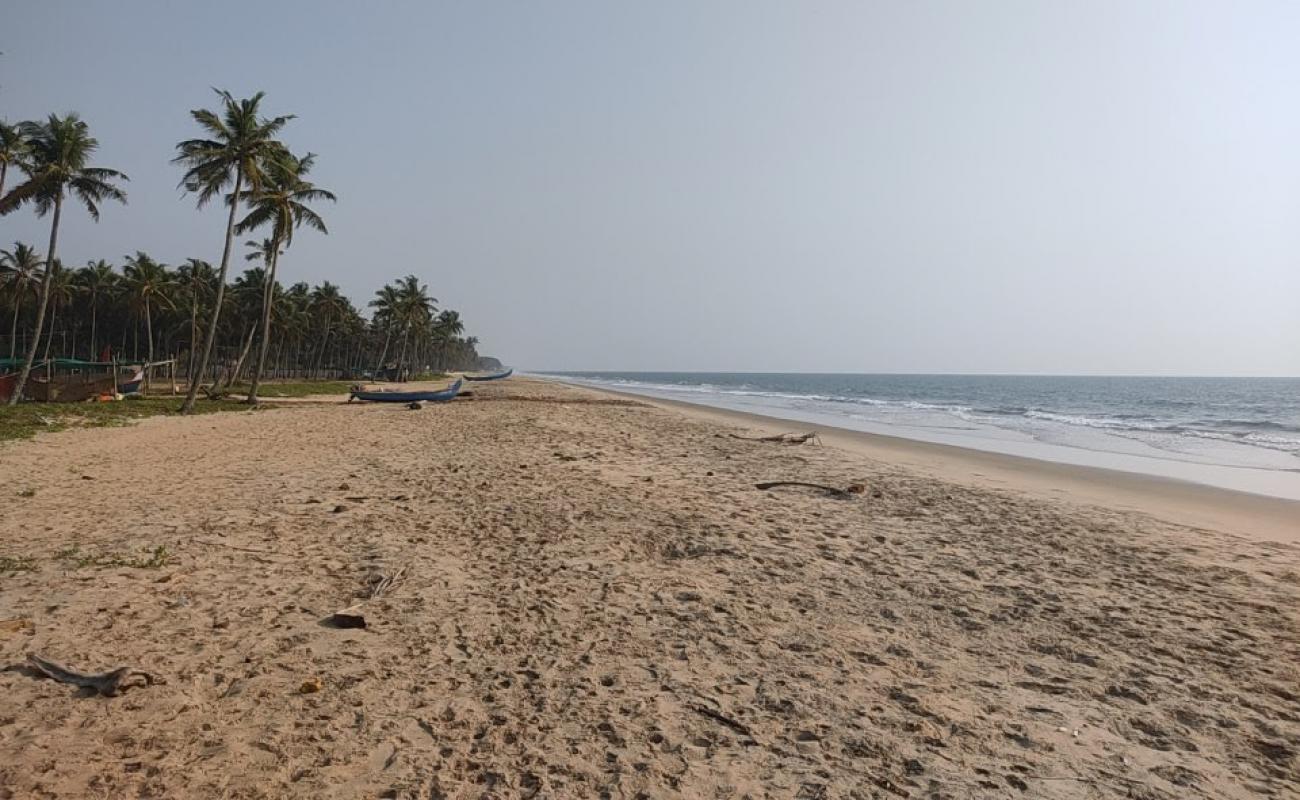 Фото Chilanka Beach с светлый песок поверхностью