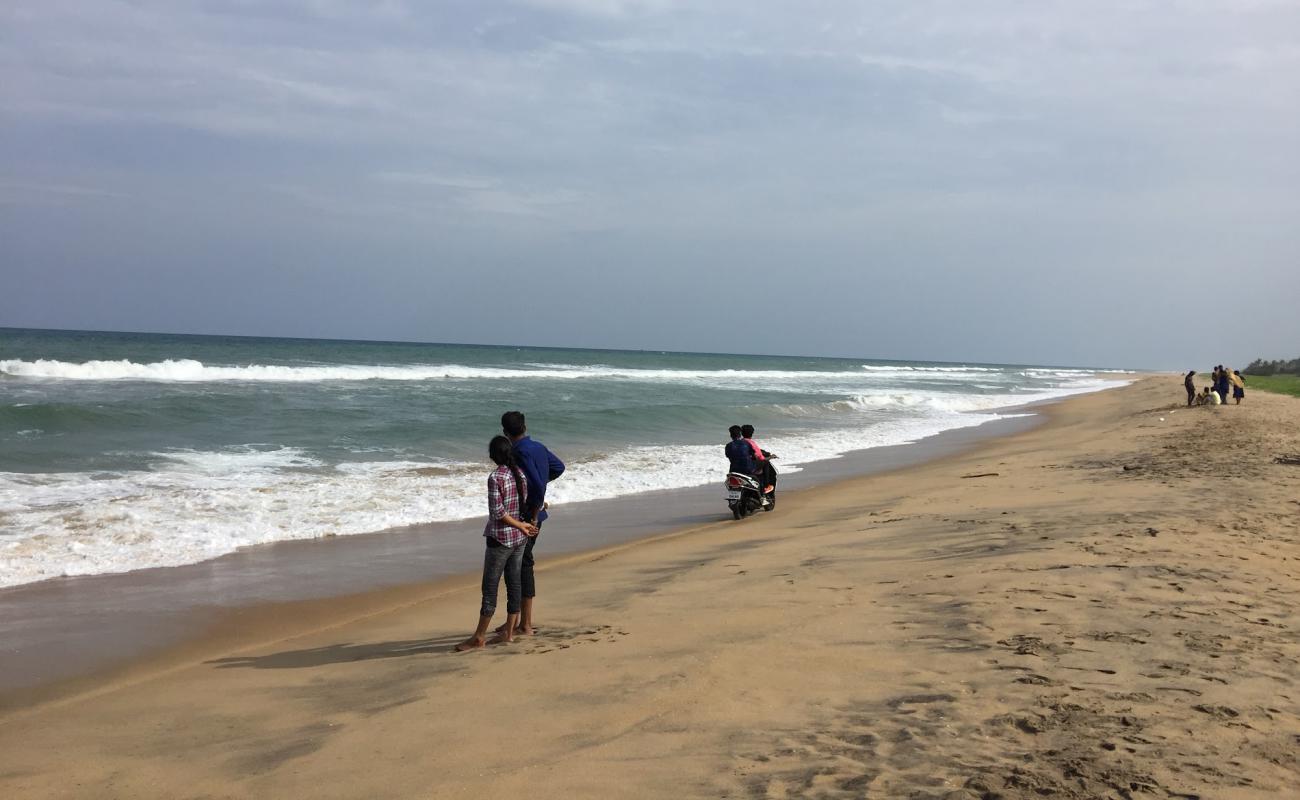 Фото ECR Beach с светлый песок поверхностью