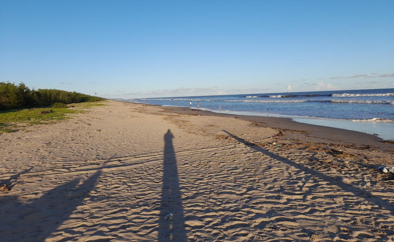 Фото Shankaraguptham Beach с золотистый песок поверхностью