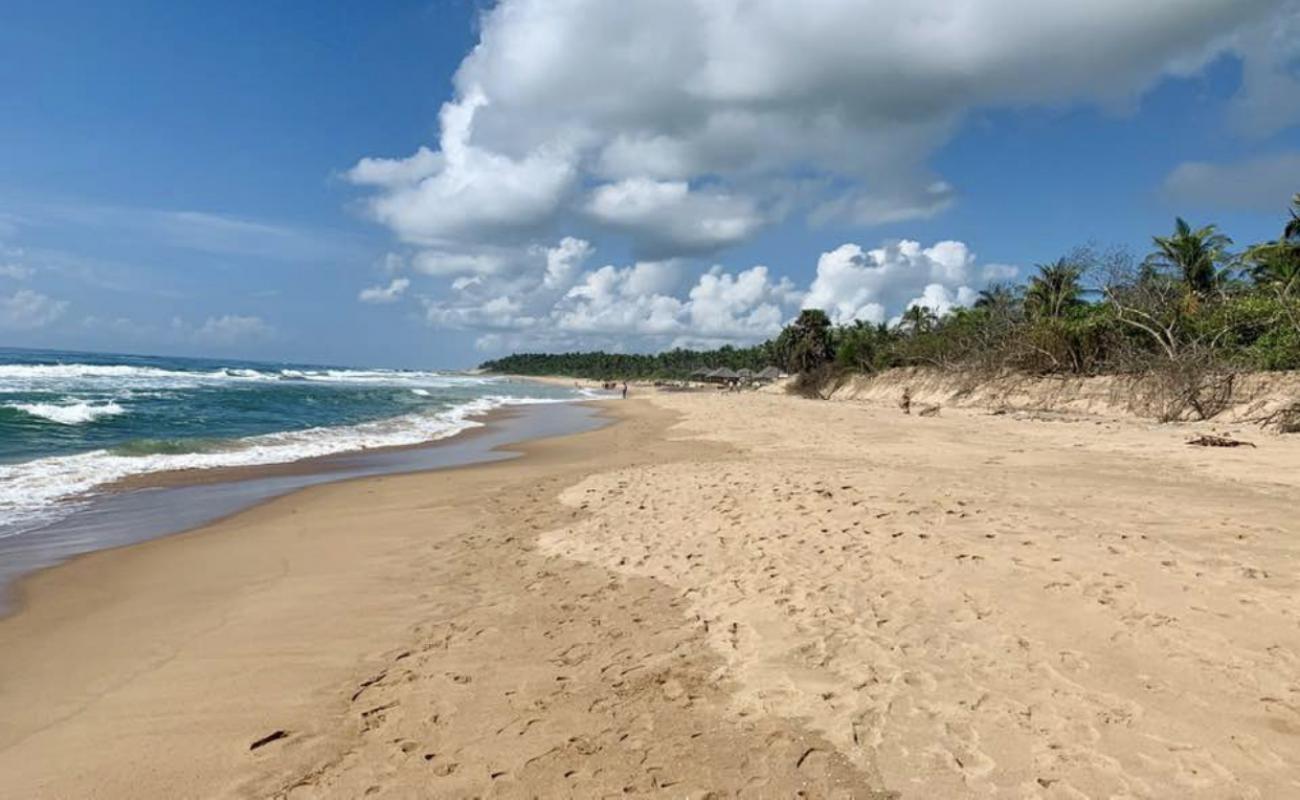 Фото Siva Sagar Beach Akkupalli с светлый песок поверхностью