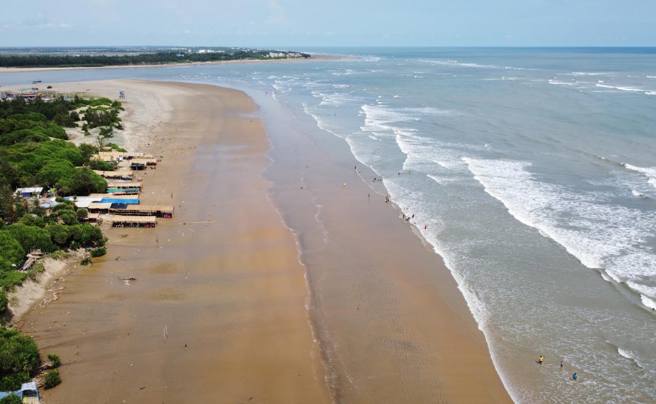 Фото Tajpur Sea Beach с светлый песок поверхностью