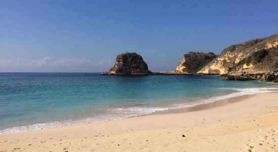 Tanjung Bloam Beach