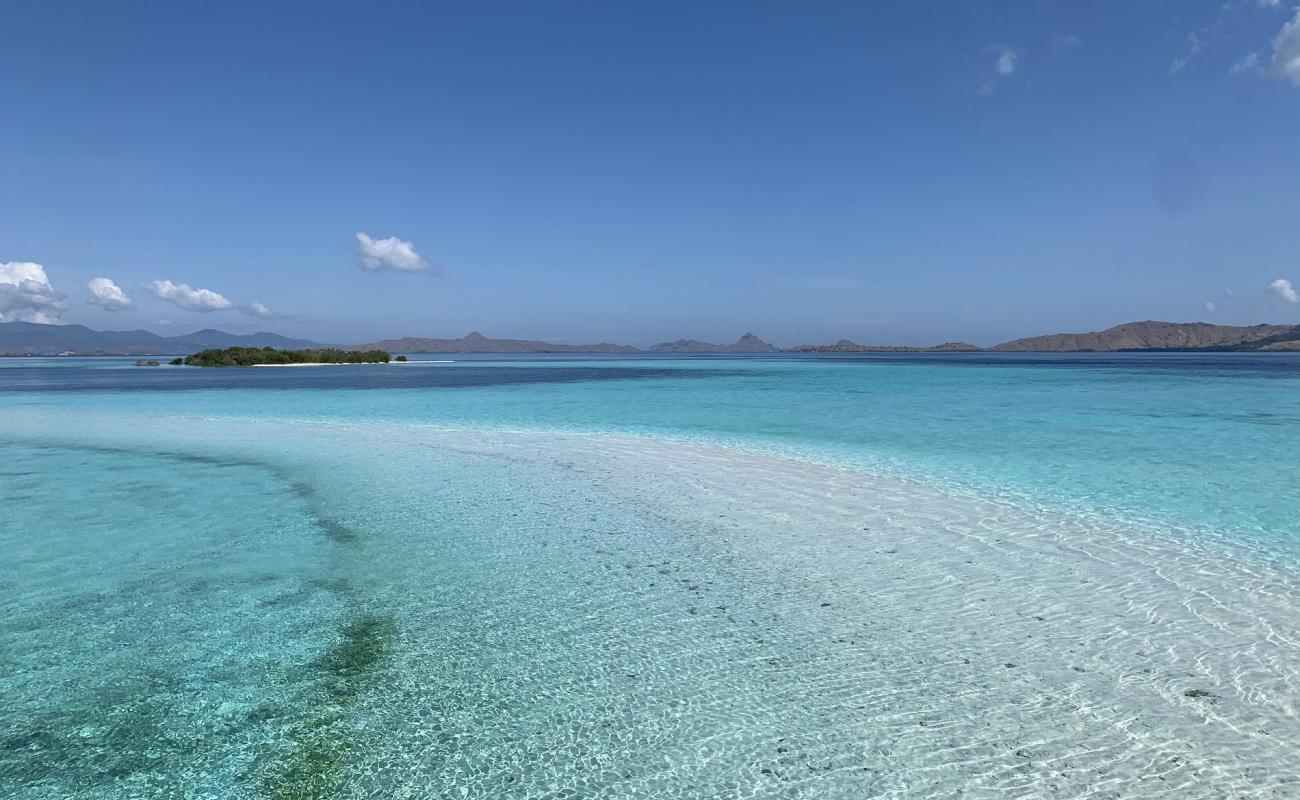 Фото Katangan Sandbank с розовый песок поверхностью