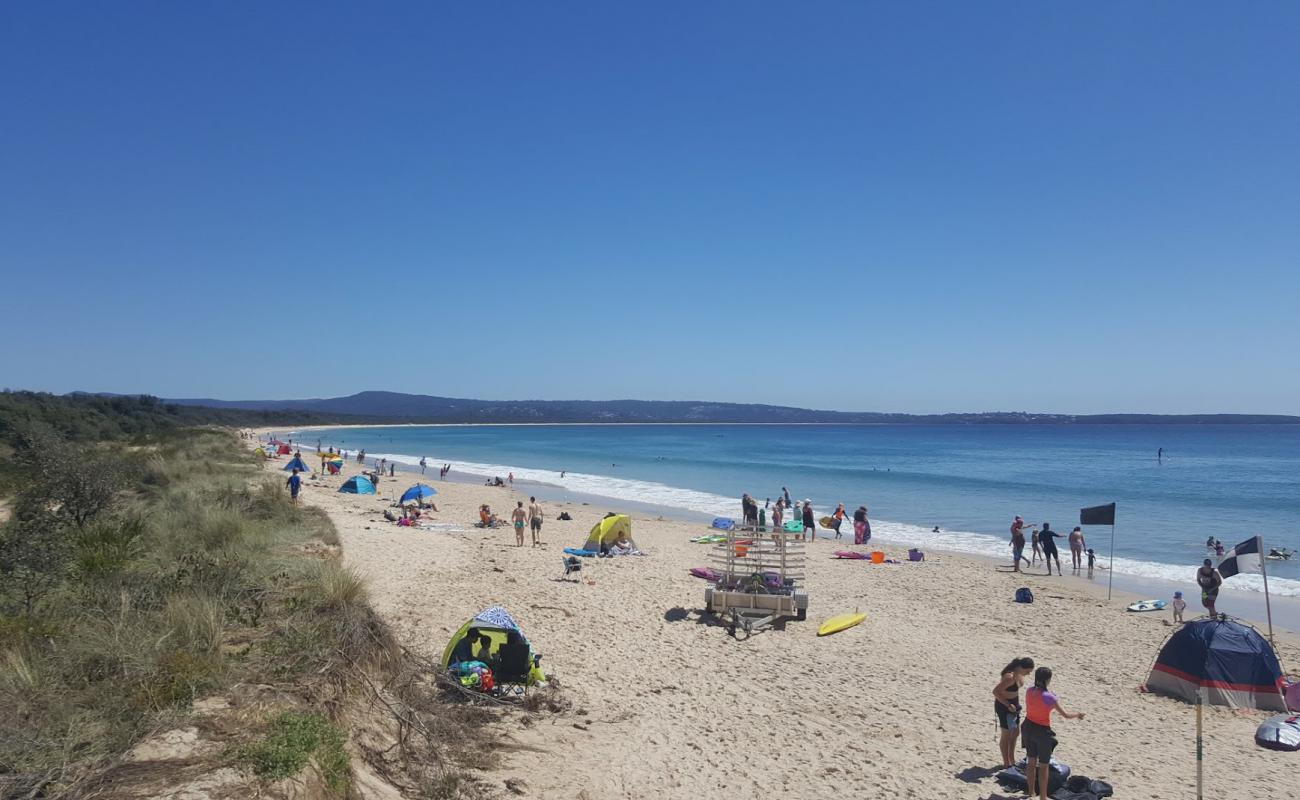 Фото Jiguma Beach с светлый песок поверхностью