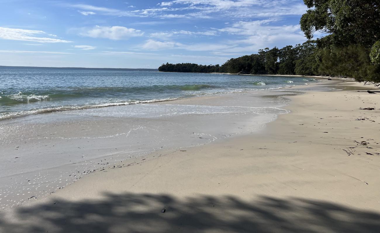 Фото Orion Beach с светлый песок поверхностью