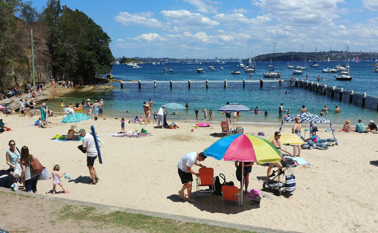 Фото Little Manly Beach с золотистый песок поверхностью