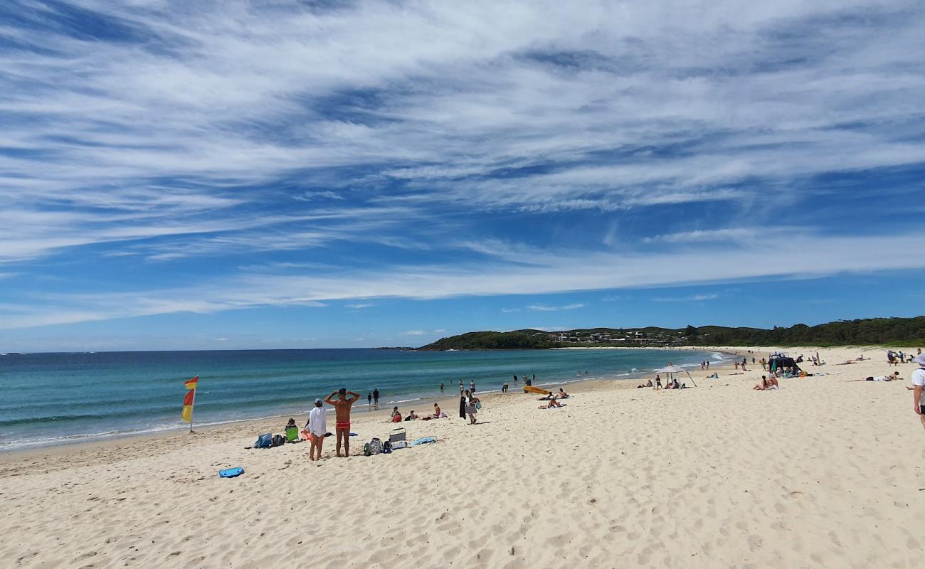 Фото Fingal Bay Foreshore Reserve с золотистый песок поверхностью