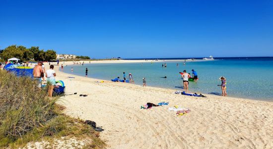 Coral Bay Beach