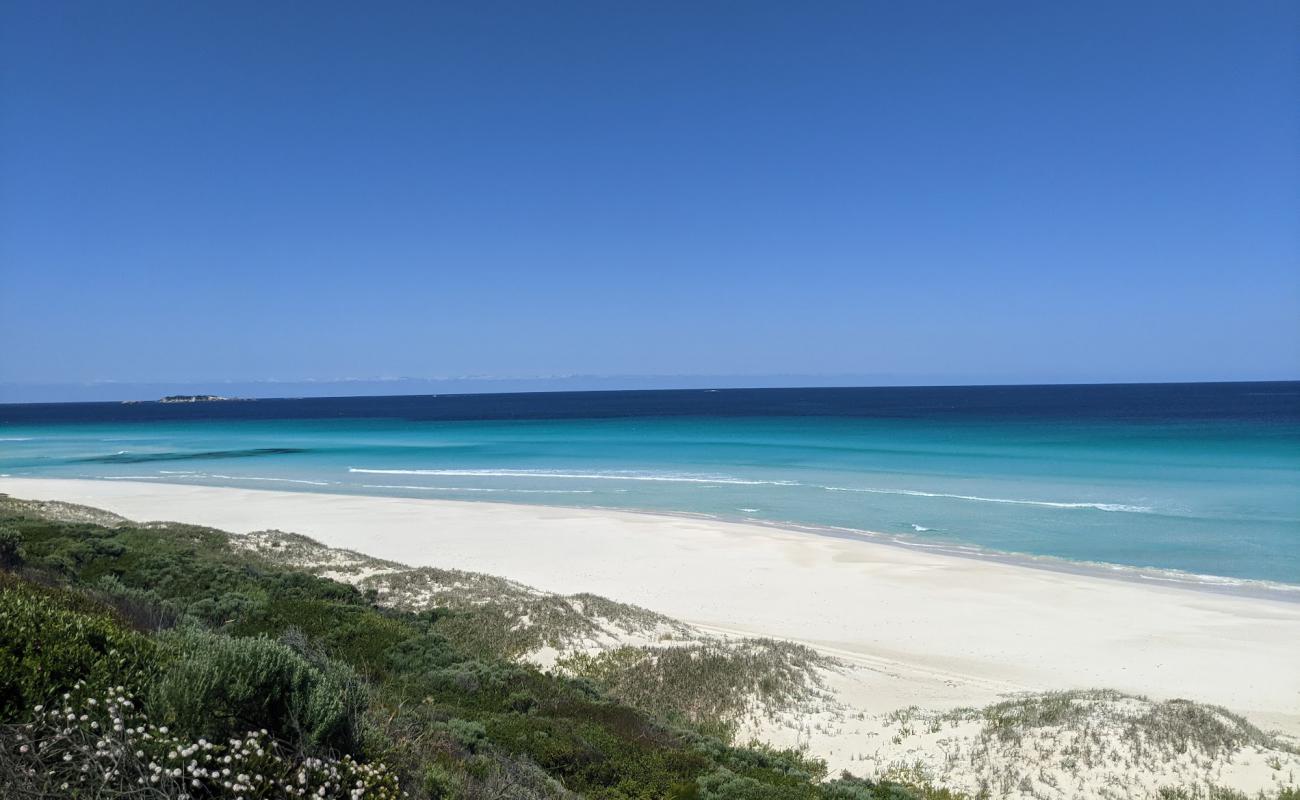 Фото Boranup Beach с светлый песок поверхностью