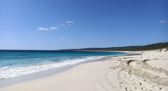 Neretlis Beach