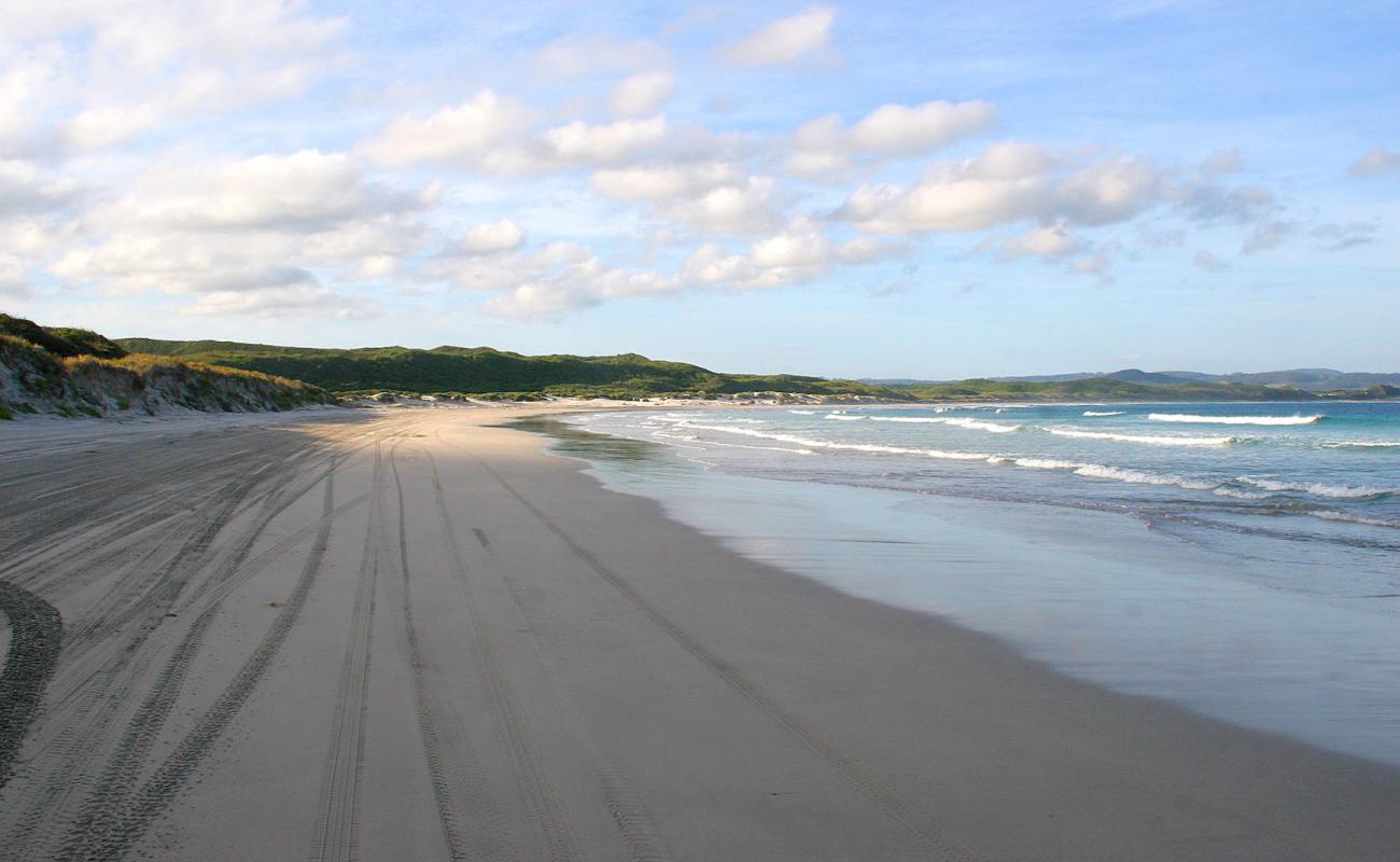 Фото Mazzoletti Beach с светлый песок поверхностью