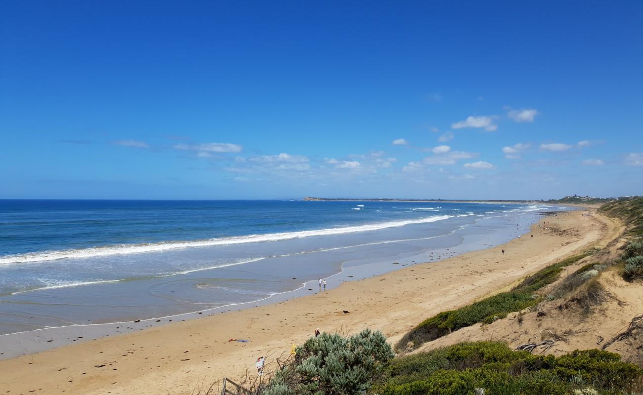 Фото Ocean Grove Beach с светлый песок поверхностью