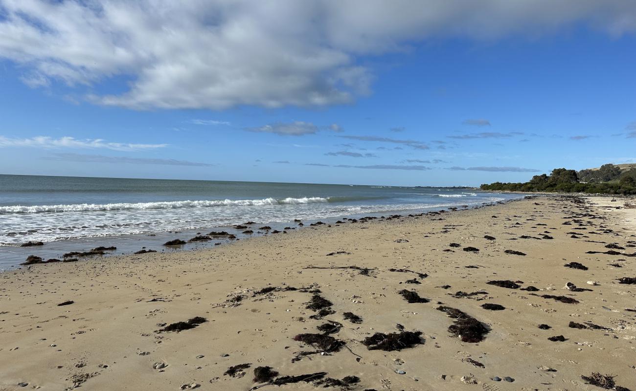 Фото Somerset Beach с светлый песок поверхностью