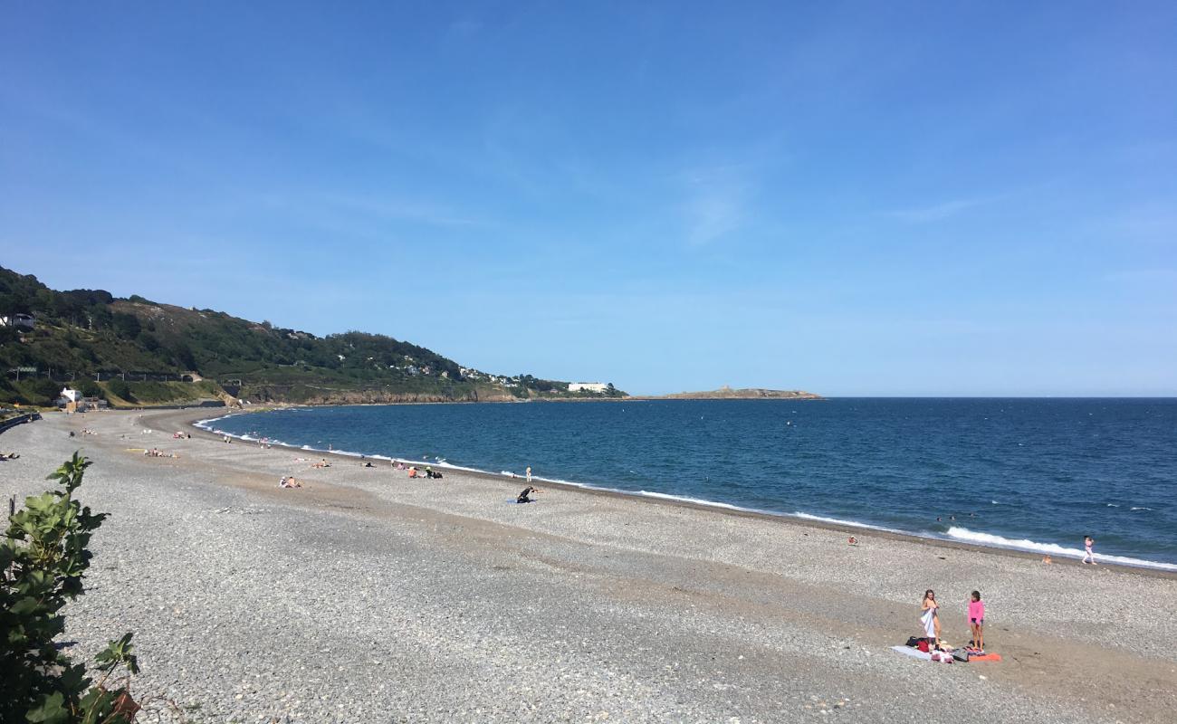 Фото Killiney Beach с песок с галькой поверхностью