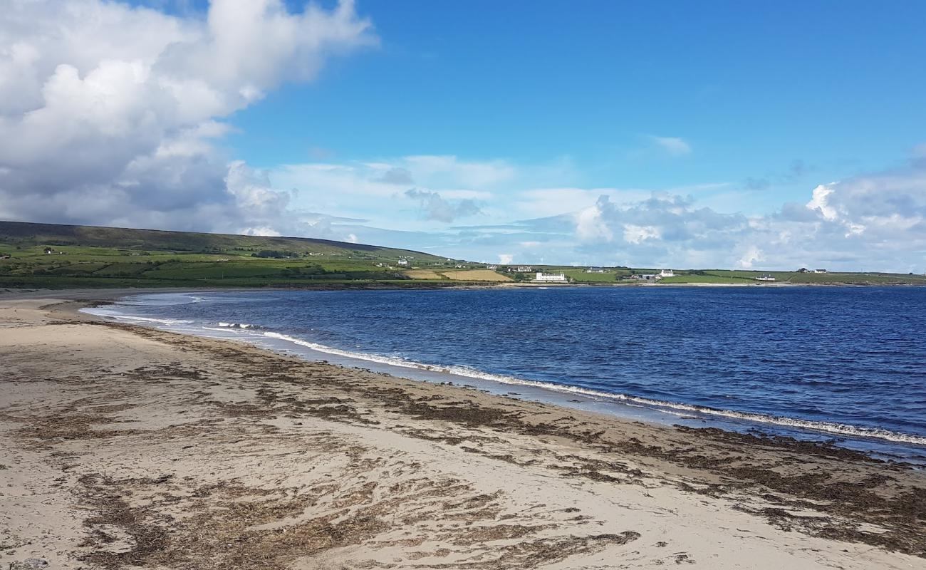 Фото Ballycastle Beach с светлый песок поверхностью