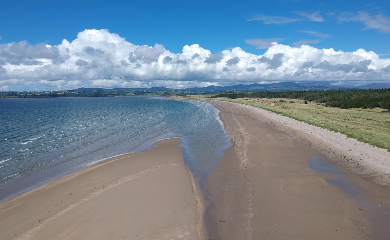 Фото Murvagh Beach с светлый песок поверхностью