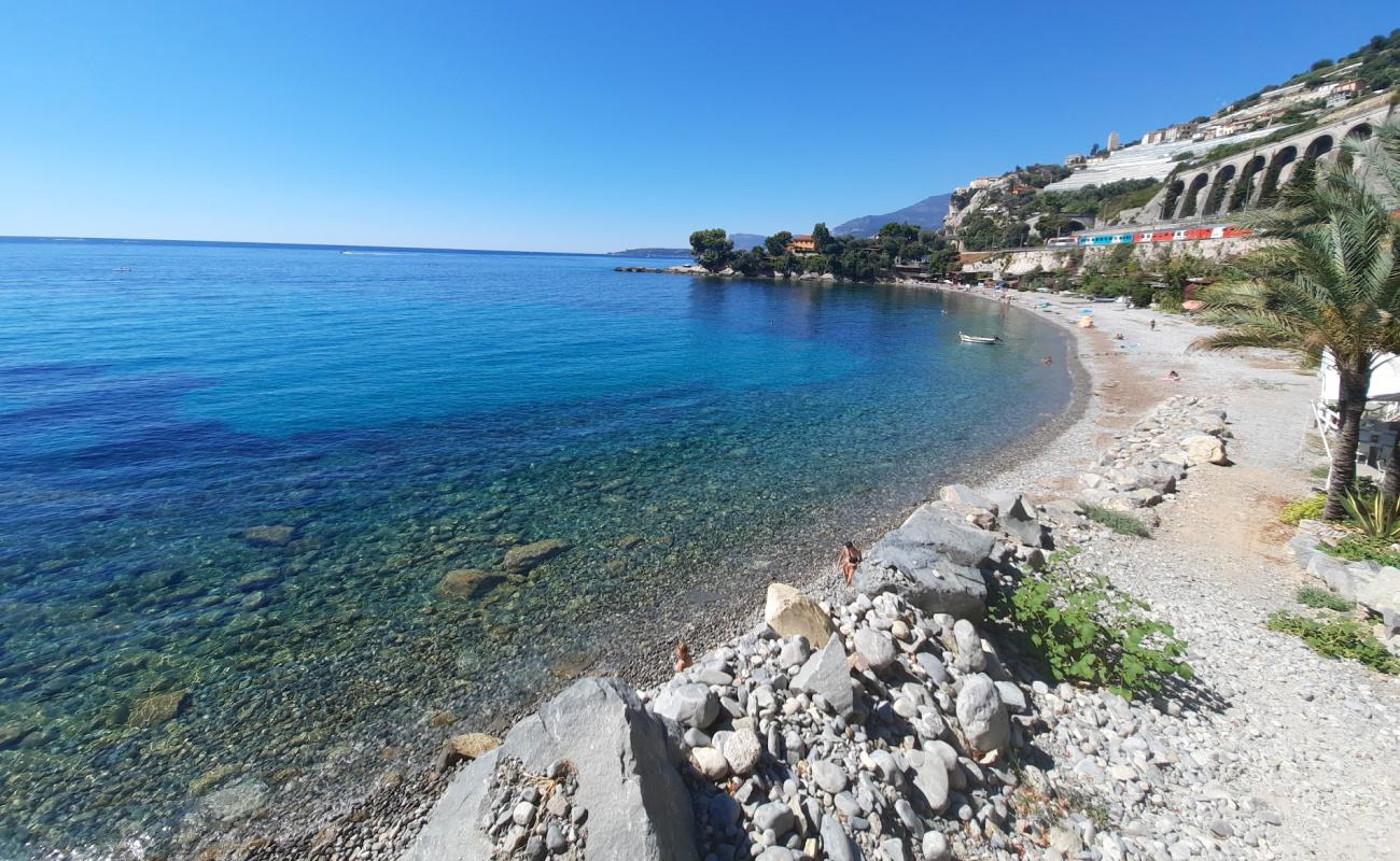 Фото Darsenun beach с серая галька поверхностью