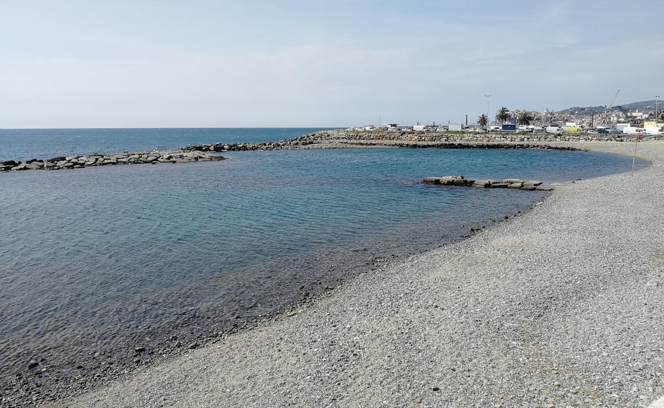 Фото Spiaggia Sogni d'estate с серая чистая галька поверхностью