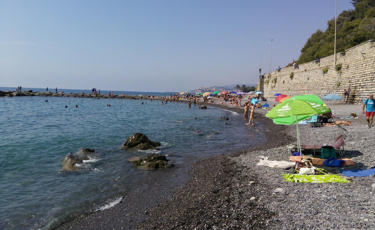 Фото La Rabina beach с серая галька поверхностью