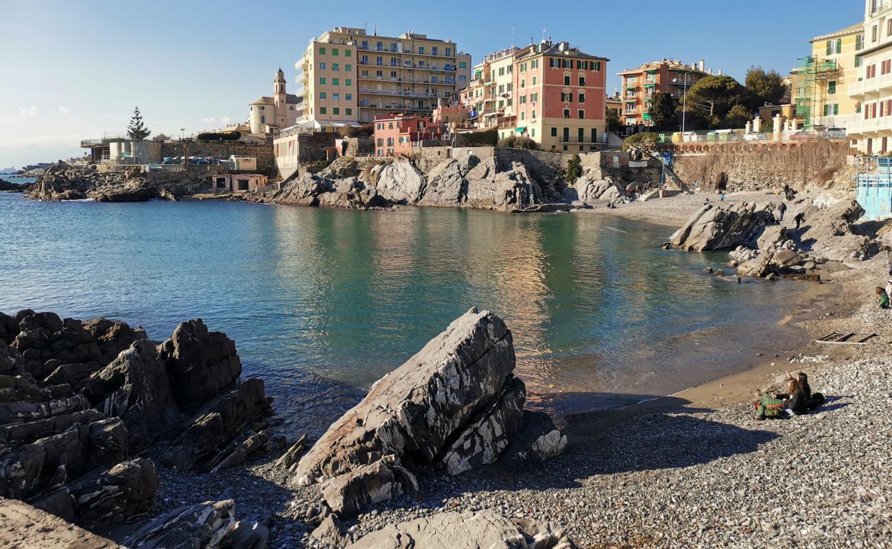 Фото Gianelli beach с серая галька поверхностью