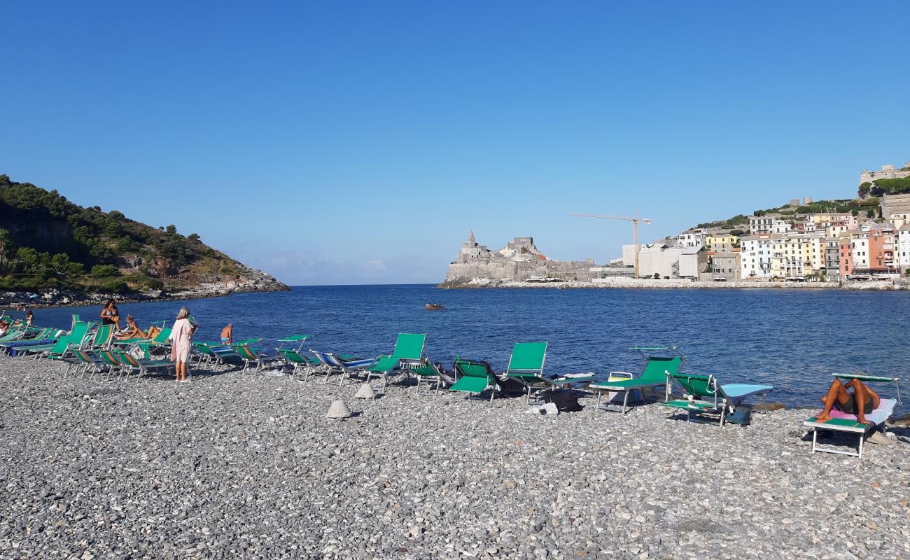 Фото Gabbiano Spiaggia с камни поверхностью