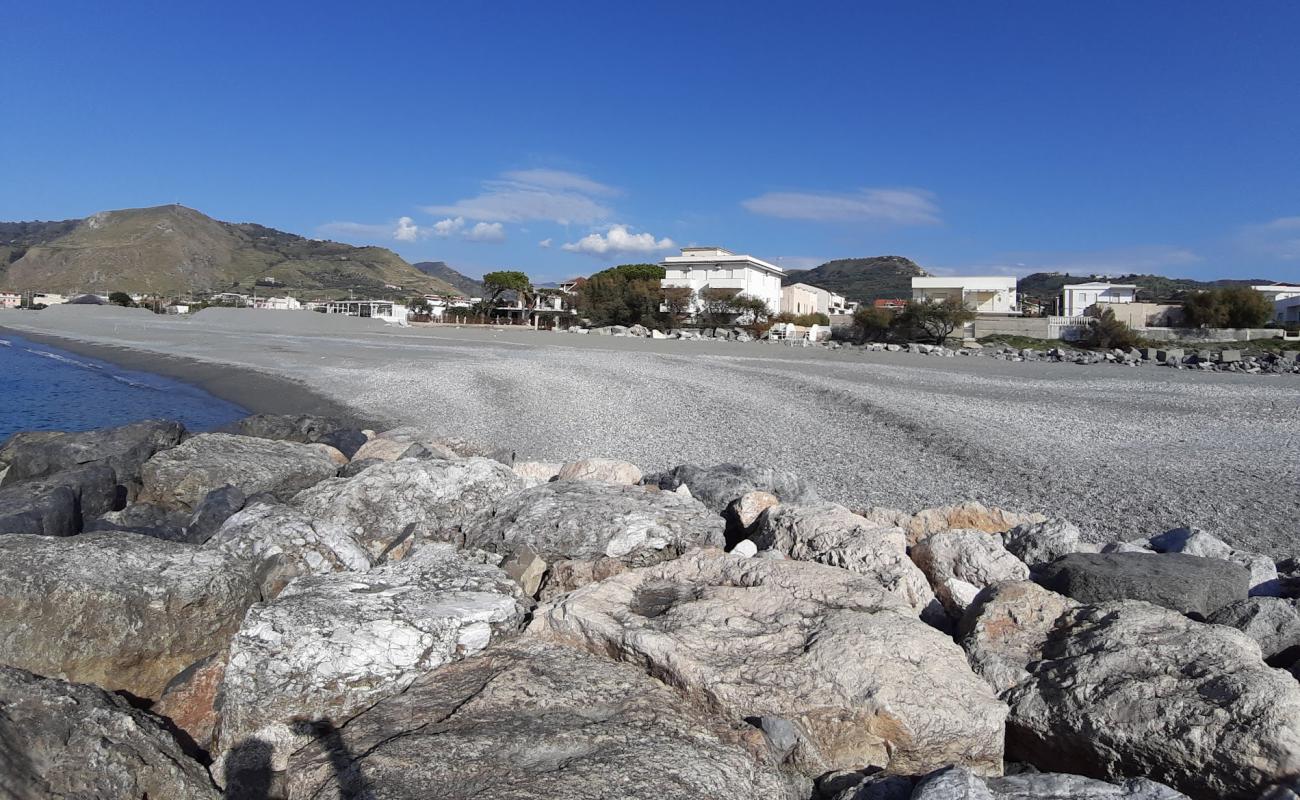 Фото Campora San Giovanni с серая чистая галька поверхностью